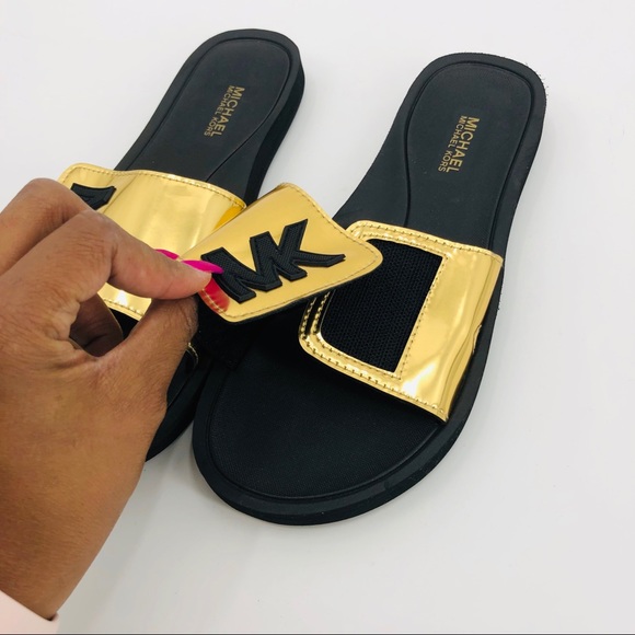NWOT Michael Kors Flip Flop Slip On Sandals - Picture 3 of 7